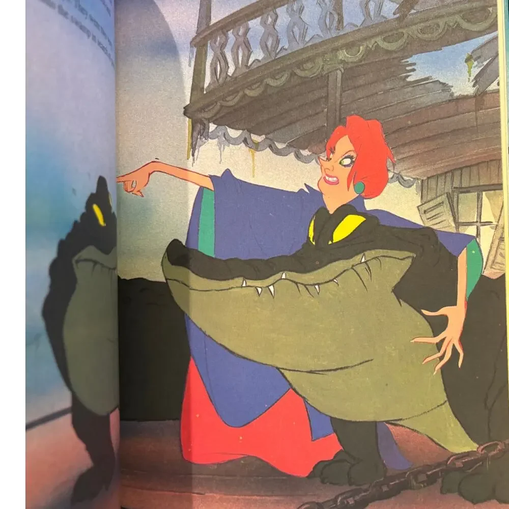 Vintage 1989 Walt Disney Classics, The Rescuers Book, HC